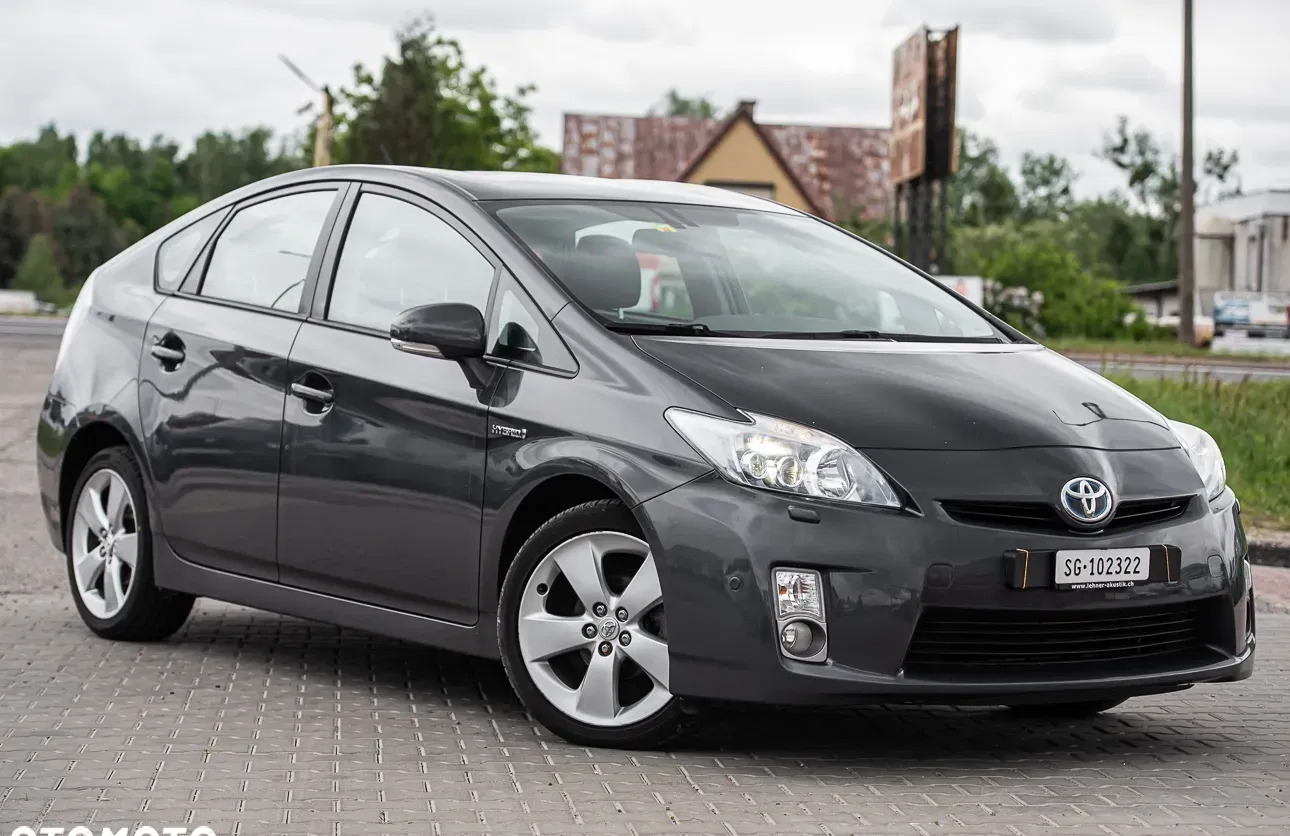 mazowieckie Toyota Prius cena 38900 przebieg: 299000, rok produkcji 2009 z Ulanów